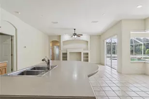 10207 Estuary Dr, Tampa, FL 33647 - Photo 15