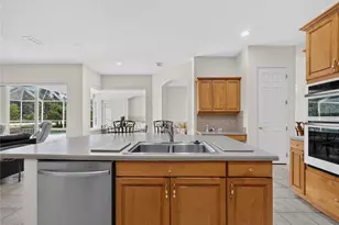 10207 Estuary Dr, Tampa, FL 33647 - Photo 13