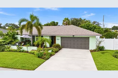 10211 139th Street, Largo, FL 33774 - Photo 3