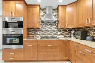 10211 139th St, Largo, FL 33774 - Photo 21