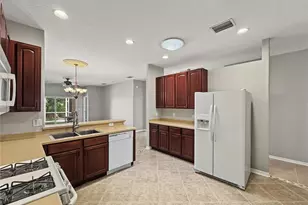 30935 Whitlock Dr, Wesley Chapel, FL 33543 - Photo 7