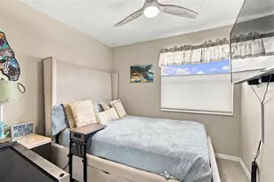 1880 Clearbrooke Dr, Clearwater, FL 33760 - Photo 13
