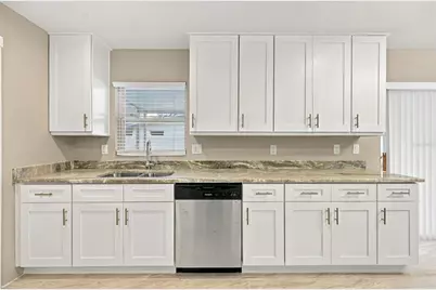 3205 Dunbar Drive, Sarasota, FL 34232 - Photo 15