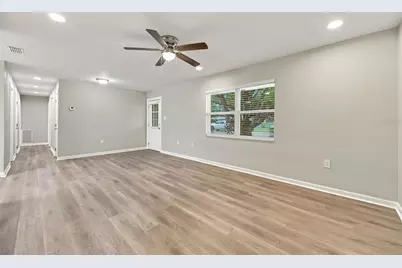 3205 Dunbar Drive, Sarasota, FL 34232 - Photo 7