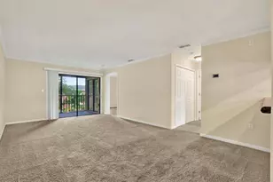10199 Sailwinds Blvd S, Largo, FL 33773 - Photo 7