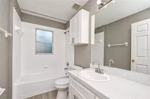 8736 Morrison Oaks Ct, Temple Terrace, FL 33637 - Photo 37