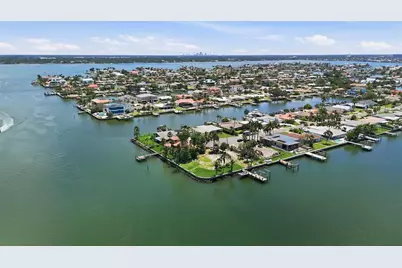 12525 4th St E, Treasure Island, FL 33706 - Photo 25