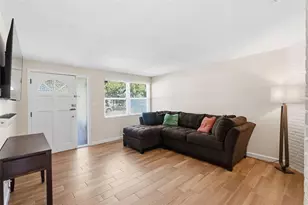 770 63rd Ave N, Saint Petersburg, FL 33702 - Photo 3