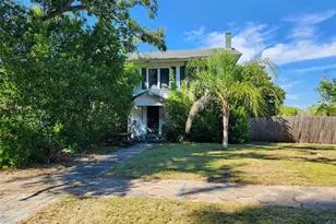 4815 3rd Ave N, Saint Petersburg, FL 33713 - Photo 1