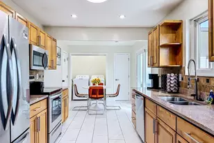 520 McArthur Ave, Sarasota, FL 34243 - Photo 15