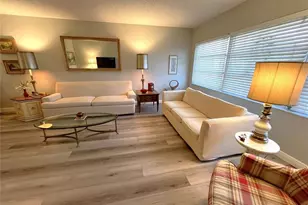 100 Bluff View Dr, Belleair Bluffs, FL 33770 - Photo 13