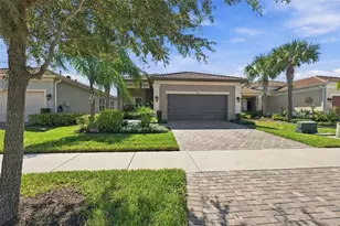 4814 Sevilla Shores Dr, Wimauma, FL 33598 - Photo 1
