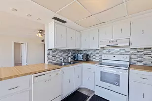 6210 Sun Blvd, Saint Petersburg, FL 33715 - Photo 9