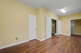 2019 Manatee Ave W, Bradenton, FL 34205 - Photo 5