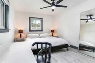 4609 W Hawthorne Rd, Tampa, FL 33611 - Photo 23