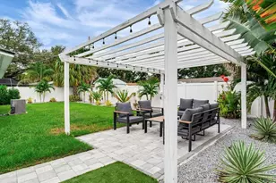 4609 W Hawthorne Rd, Tampa, FL 33611 - Photo 45