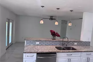 5208 Carrollwood Meadows Dr, Tampa, FL 33625 - Photo 9