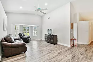 2291 Americus Blvd W, Clearwater, FL 33763 - Photo 11