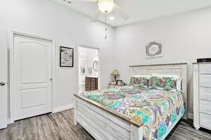 2291 Americus Blvd W, Clearwater, FL 33763 - Photo 17