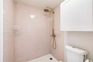 8212 Sunnyvale Pl, Tampa, FL 33615 - Photo 37