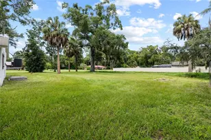 8212 Sunnyvale Pl, Tampa, FL 33615 - Photo 45