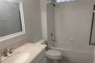 22718 St Thomas Cir, Lutz, FL 33549 - Photo 5