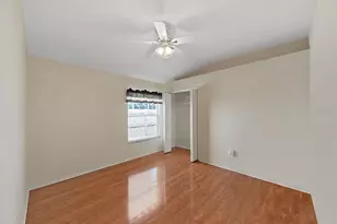 14915 Devonshire Woods Pl, Tampa, FL 33624 - Photo 29