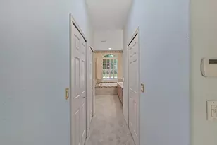 14915 Devonshire Woods Pl, Tampa, FL 33624 - Photo 23