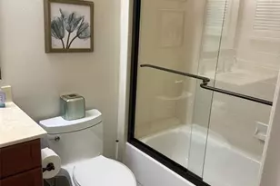 3020 Ringwood Meadow, Sarasota, FL 34235 - Photo 13