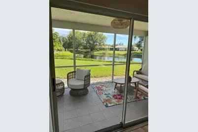 3020 Ringwood Meadow, Sarasota, FL 34235 - Photo 7