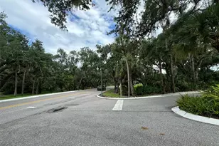 3020 Ringwood Meadow, Sarasota, FL 34235 - Photo 23