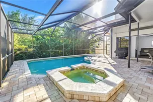 1186 Gasparilla Dr NE, Saint Petersburg, FL 33702 - Photo 5