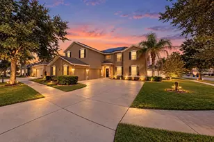 12130 Streambed Dr, Riverview, FL 33579 - Photo 1