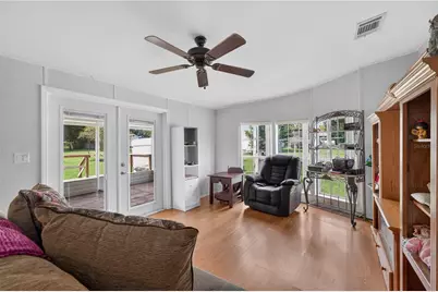8425 Heather Drive, Zephyrhills, FL 33540 - Photo 13