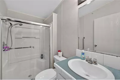 8425 Heather Drive, Zephyrhills, FL 33540 - Photo 27