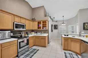 3716 McElveen Ave, Plant City, FL 33566 - Photo 9