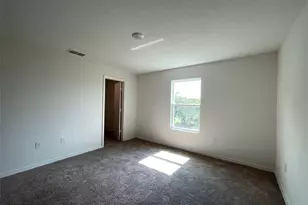 5230 New Friendship Pl, Tampa, FL 33619 - Photo 15
