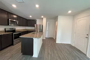 5230 New Friendship Pl, Tampa, FL 33619 - Photo 5