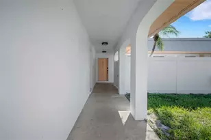 209 Bel Forest Dr, Belleair Bluffs, FL 33770 - Photo 11
