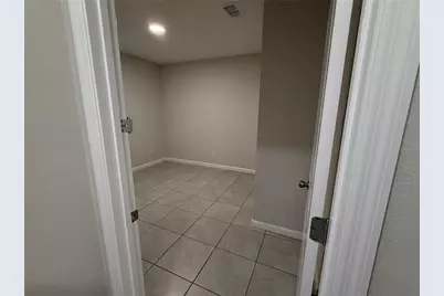 3775 Knotty Pine Street, Saint Cloud, FL 34772 - Photo 47