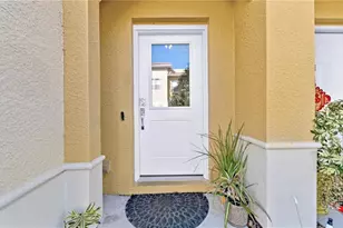 614 105th Ln N, Saint Petersburg, FL 33716 - Photo 3