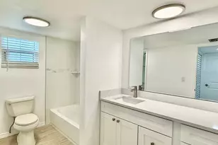 8801 Bay Pointe Dr, Tampa, FL 33615 - Photo 19