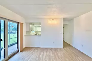 8801 Bay Pointe Dr, Tampa, FL 33615 - Photo 15