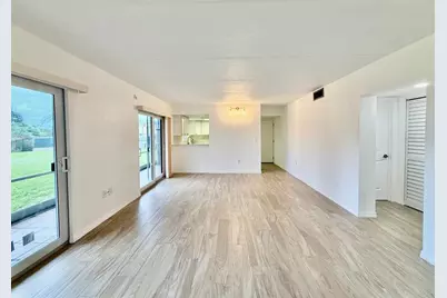 8801 Bay Pointe Drive #102, Tampa, FL 33615 - Photo 13