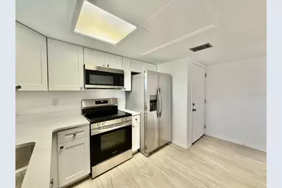 8801 Bay Pointe Drive #102, Tampa, FL 33615 - Photo 7