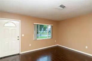 5117 Brookside Ln, New Port Richey, FL 34653 - Photo 13