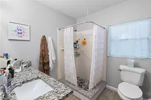 1527 13th St S, Saint Petersburg, FL 33705 - Photo 21