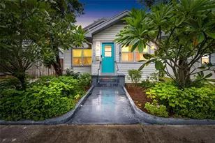 1527 13th St S, Saint Petersburg, FL 33705 - Photo 1