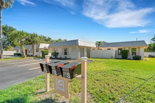 209 Bel Forest Dr, Belleair Bluffs, FL 33770 - Photo 13