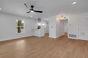 209 Bel Forest Dr, Belleair Bluffs, FL 33770 - Photo 13